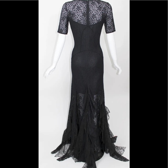 Nina Ricci gown, floral lace with silk slip - Picture 2 of 12